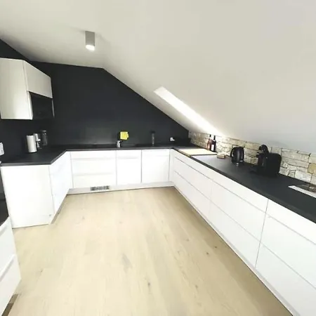 Apartment Modern Und Stilvoll In Der